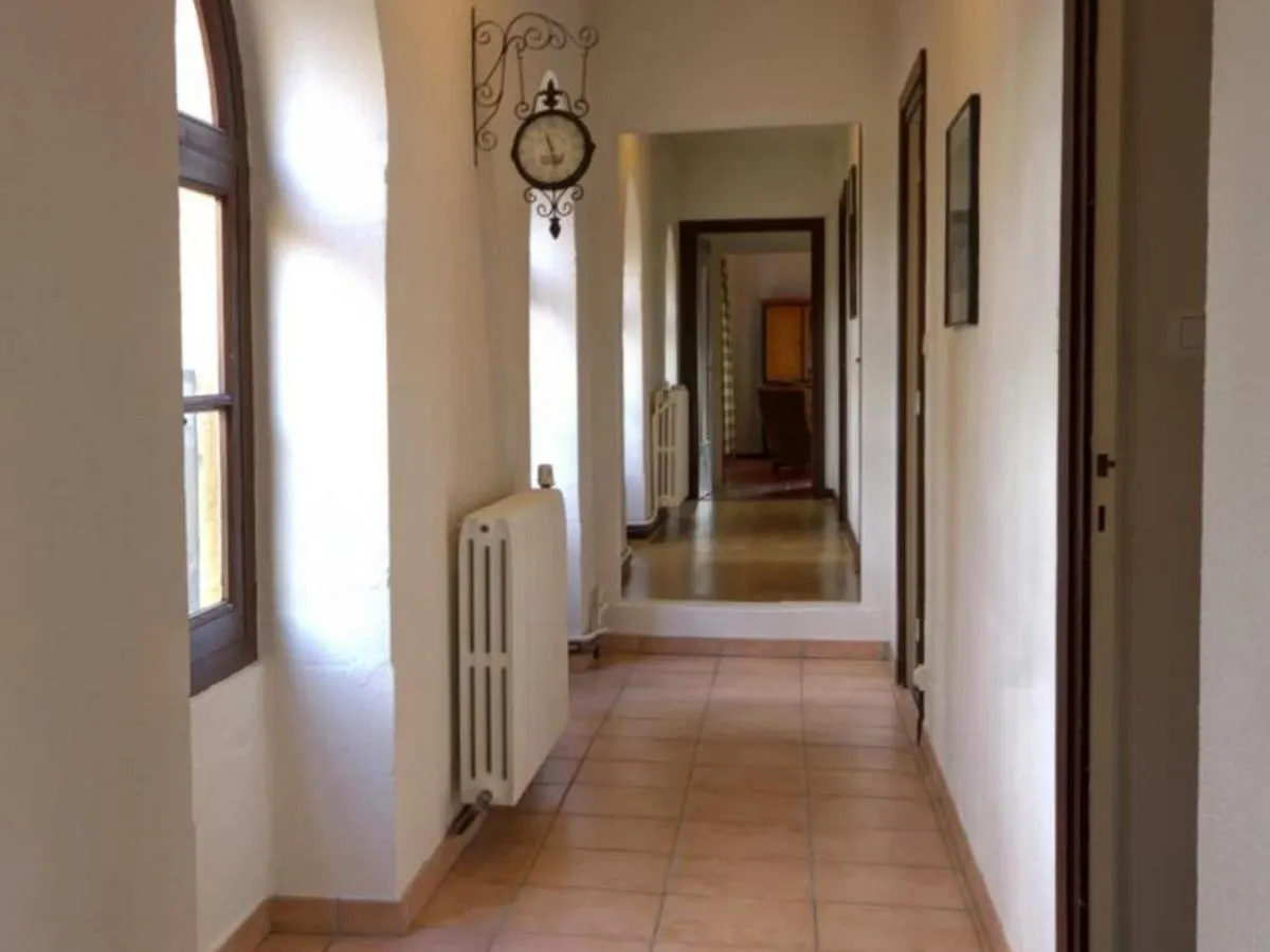 Holiday home Gite De Charme Avec Parc, Tennis Et Salle De Jeux Pres D'Un Chateau A Parigny - Fr-1-496-160