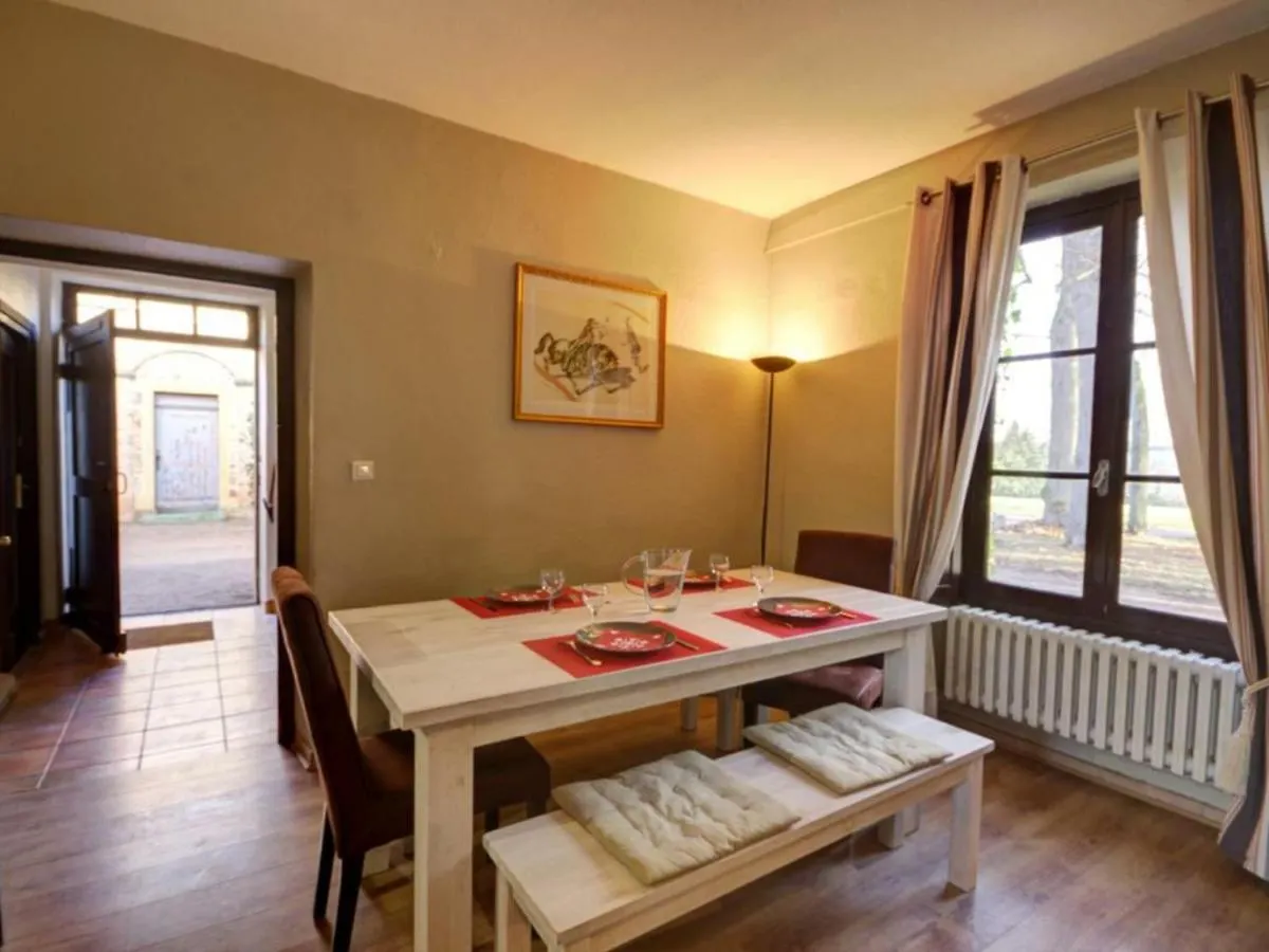 Gite De Charme Avec Parc, Tennis Et Salle De Jeux Pres D'Un Chateau A Parigny - Fr-1-496-160 Parigny (Loire)