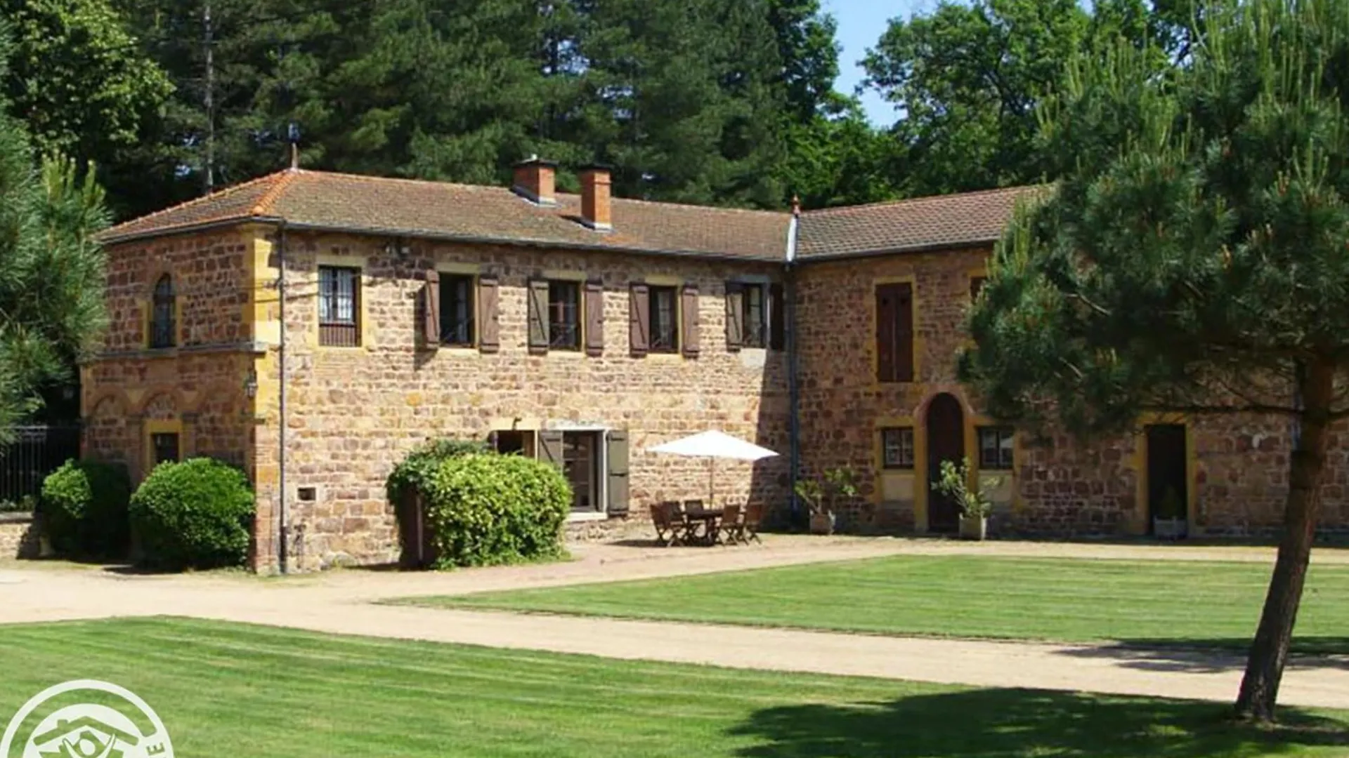 Gite De Charme Avec Parc, Tennis Et Salle De Jeux Pres D'Un Chateau A Parigny - Fr-1-496-160 Casa de Férias